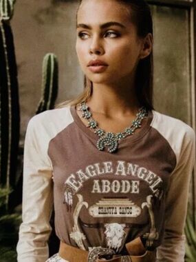 Spell Two-Tone Raglan Graphic Jersey in Brown and Cream